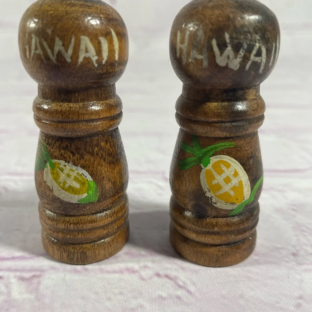 Vintage Hawaii Pineapple Hand Painted Wood Salt and Pepper Shaker Pair
